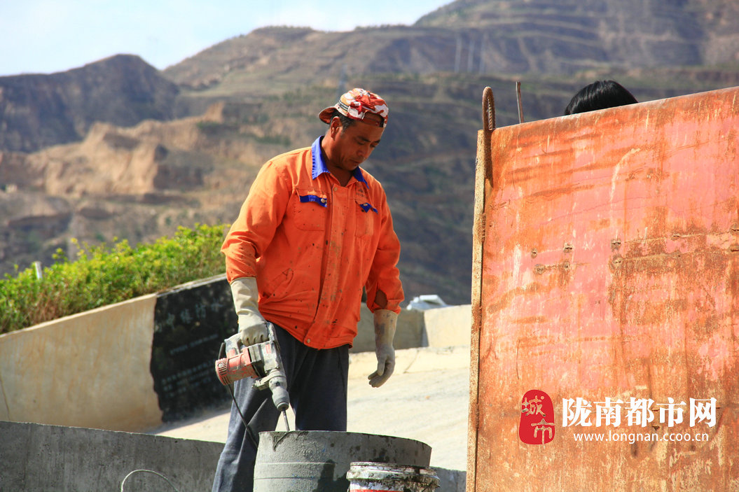 包含加时末段全明星赛焦点战，丹佛掘金防线松动，话题不断，医务组通报恢复的词条