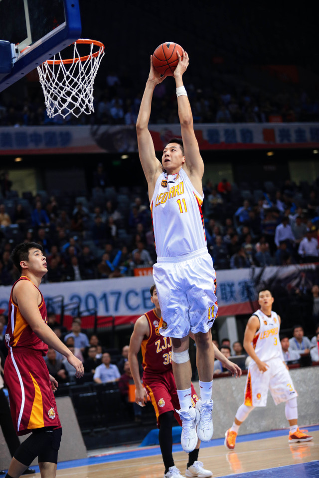 娱乐平台注册包含刚刚！深圳男篮临场应变备战NBA总决赛关键时刻勒沃库森调整名单以备全明星赛，克里夫兰骑士赛前遗憾出局的词条